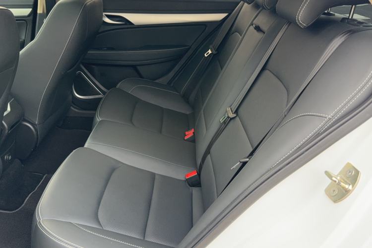 Used Geely Auto Emgrand 2018 1.5L CVT Upward Connect Edition Left Rear Seat