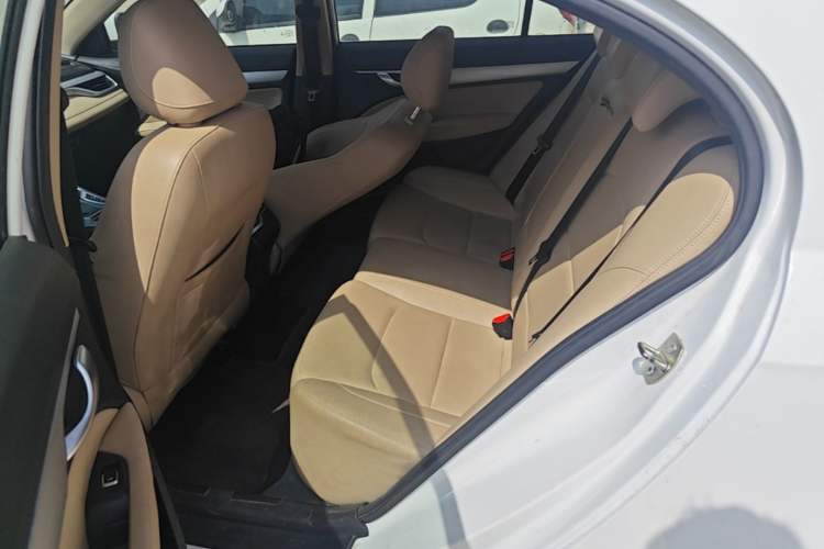 Used Geely Auto Emgrand 2018 1.5L CVT Luxury Model Left Rear Seat