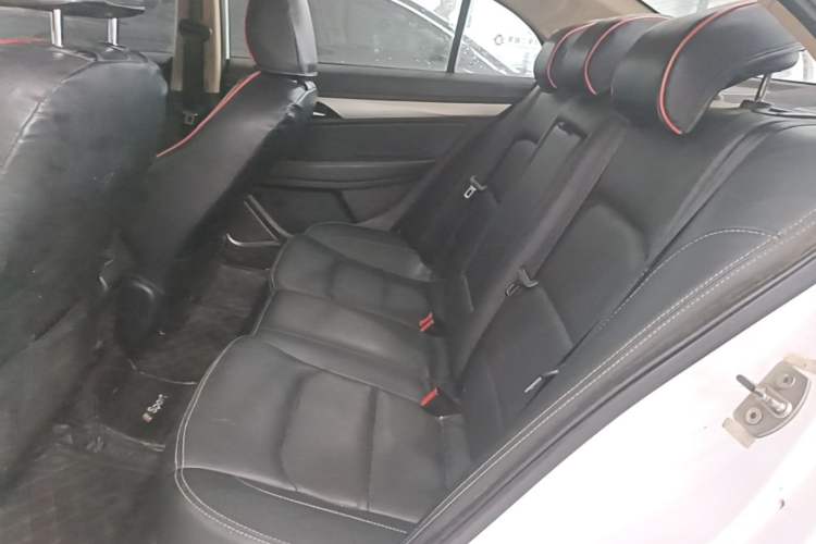 Used Geely Auto Emgrand 2018 1.5L Manual Upward Connect Edition Left Rear Seat