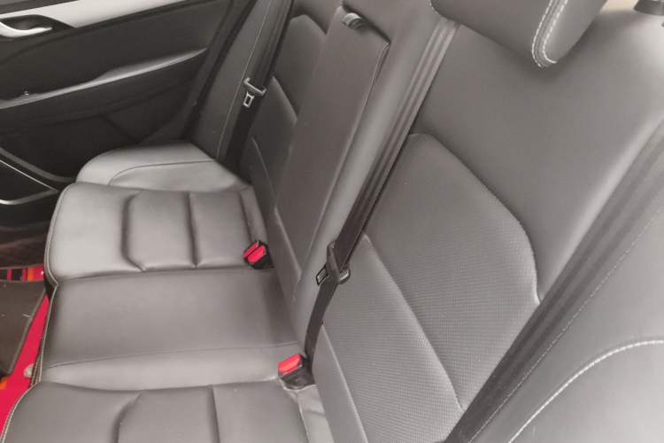 Used Geely Auto Emgrand 2018 1.5L Manual Upward Connect Edition Left Rear Seat