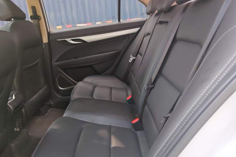 Used Geely Auto Emgrand 2018 1.5L CVT Upward Connect Edition Left Rear Seat