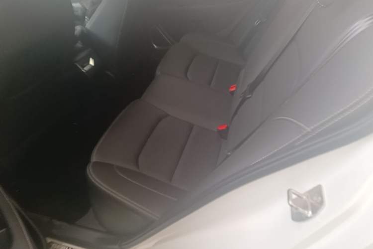 Used Geely Auto Emgrand 2018 1.5L Manual Upward Connect Edition Left Rear Seat
