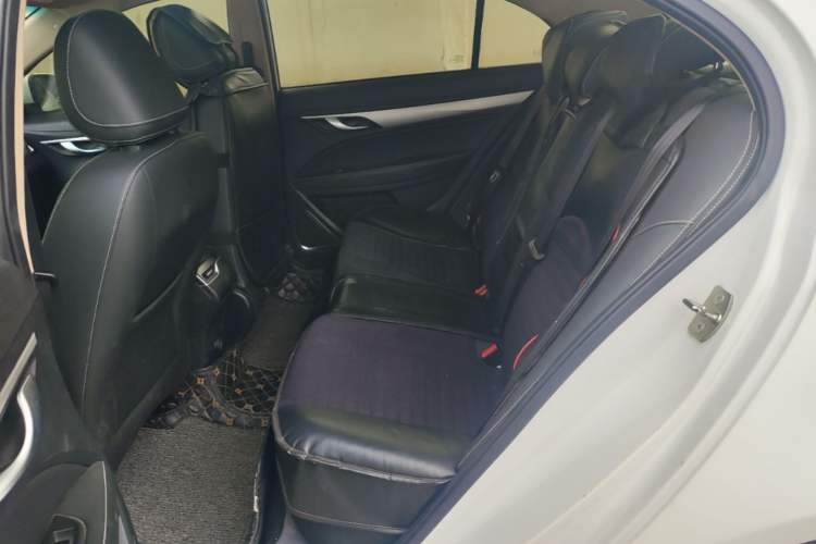 Used Geely Auto Emgrand 2018 1.5L CVT Upward Connect Edition Left Rear Seat