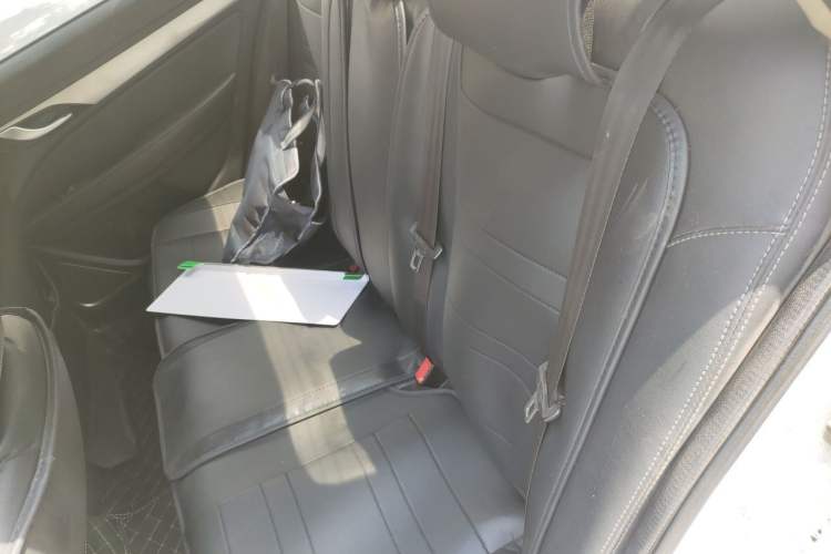 Used Geely Auto Emgrand 2018 1.5L CVT Upward Connect Edition Left Rear Seat