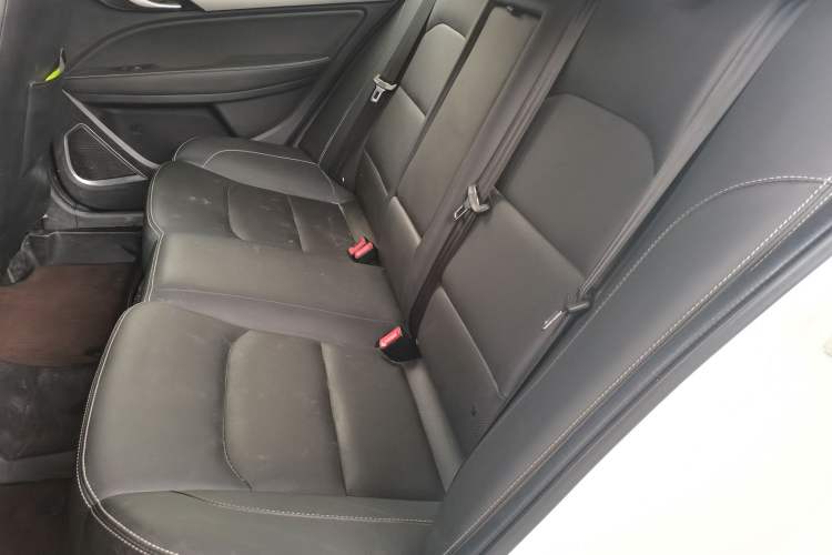 Used Geely Auto Emgrand 2018 1.5L CVT Upward Connect Edition Left Rear Seat