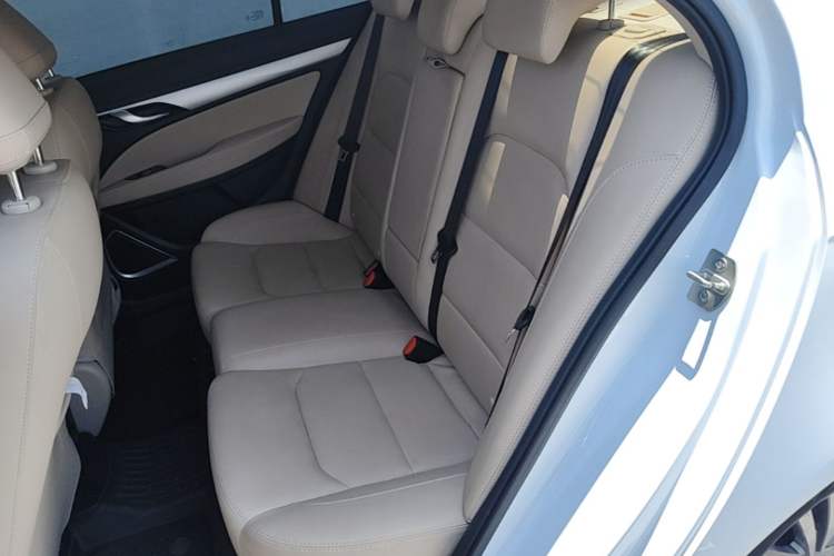 Used Geely Auto Emgrand 2018 1.5L Manual Luxury Model Left Rear Seat