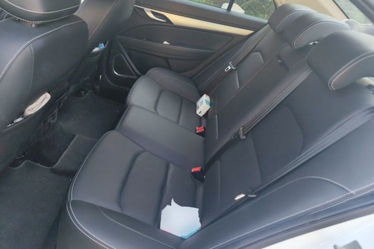 Used Geely Auto Emgrand 2018 1.5L Manual Upward Connect Edition Left Rear Seat