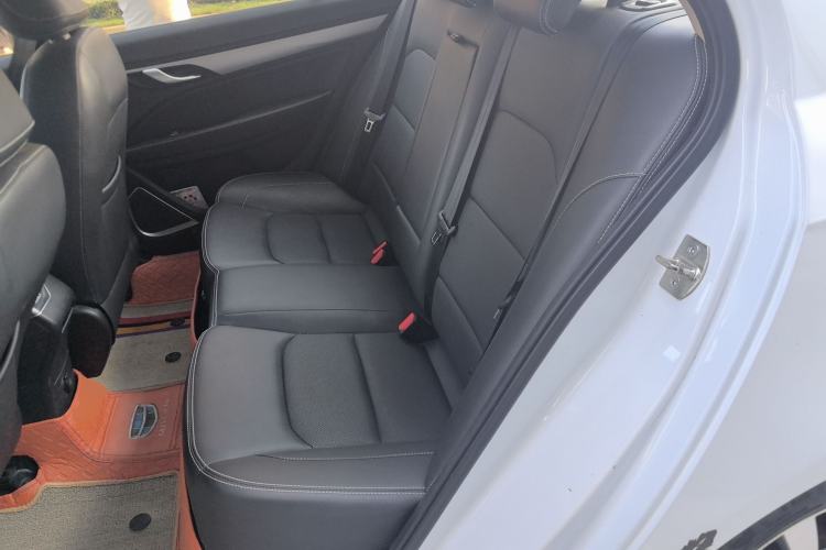 Used Geely Auto Emgrand 2018 1.5L CVT Upward Connect Edition Left Rear Seat