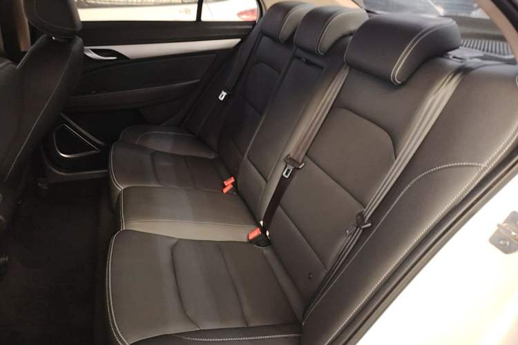 Used Geely Auto Emgrand 2018 1.5L Manual Upward Connect Edition Left Rear Seat