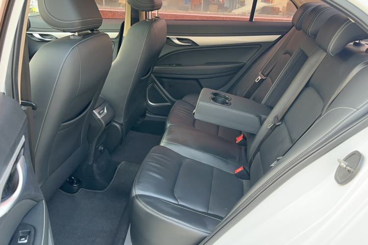Used Geely Auto Emgrand 2018 1.5L CVT Upward Connect Edition Left Rear Seat