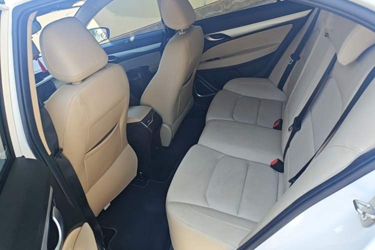 Used Geely Auto Emgrand 2018 1.5L Manual Luxury Model Left Rear Seat
