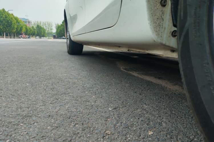 Used Geely Auto Emgrand 2018 1.5L CVT Upward Connect Edition Left Side Sill