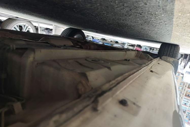 Used Geely Auto Emgrand 2018 1.5L CVT Upward Connect Edition Left Side Sill
