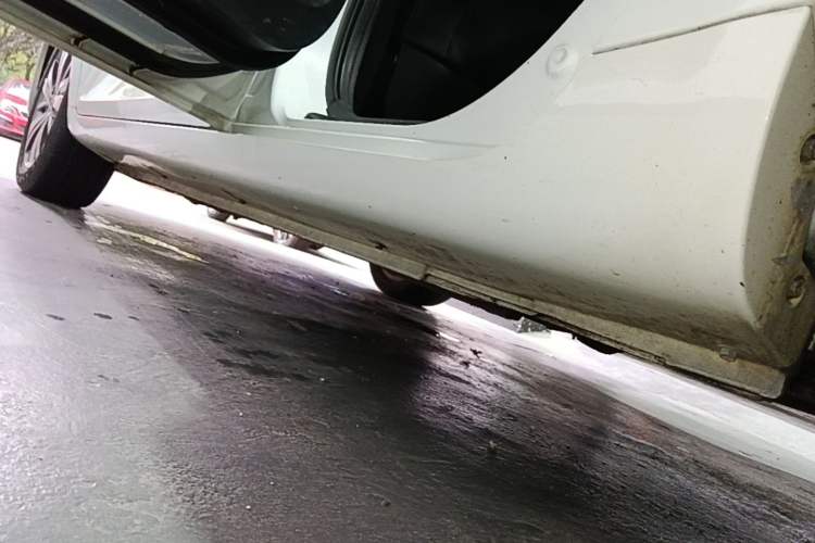 Used Geely Auto Emgrand 2018 1.5L CVT Upward Connect Edition Left Side Sill