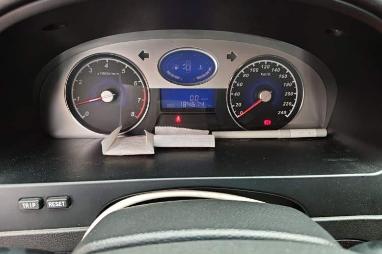 Used Geely Auto Emgrand  Odometer Close Up