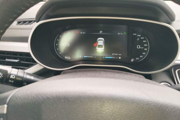 Used Geely Auto Emgrand 2018 1.5L CVT Upward Connect Edition Odometer Close Up