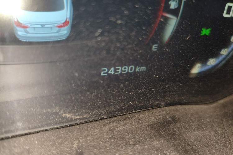 Used Geely Auto Emgrand 2018 1.5L CVT Upward Connect Edition Odometer Close Up