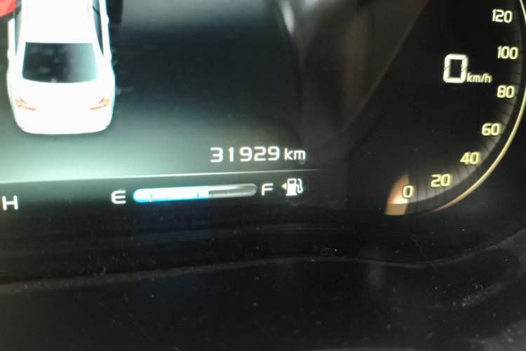 Used Geely Auto Emgrand 2018 1.5L Manual Upward Connect Edition Odometer Close Up