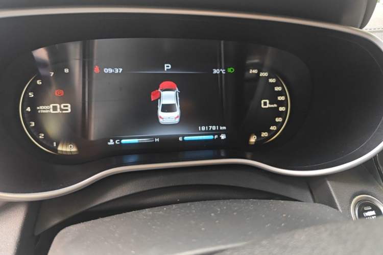 Used Geely Auto Emgrand 2018 1.5L CVT Upward Connect Edition Odometer Close Up