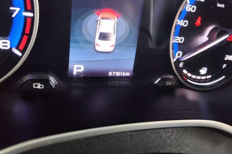 Used Geely Auto Emgrand 2018 1.5L CVT Luxury Model Odometer Close Up
