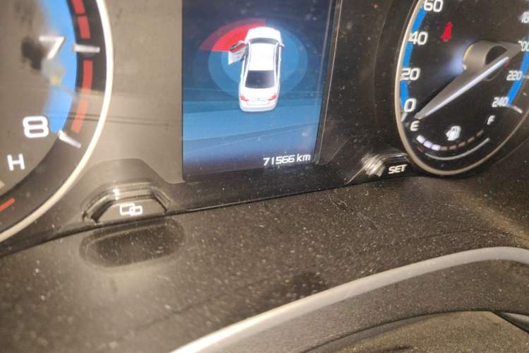 Used Geely Auto Emgrand 2018 1.5L Manual Luxury Model Odometer Close Up