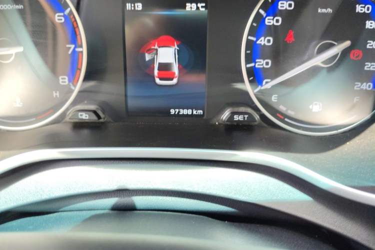 Used Geely Auto Emgrand 2018 1.5L Manual Luxury Model Odometer Close Up