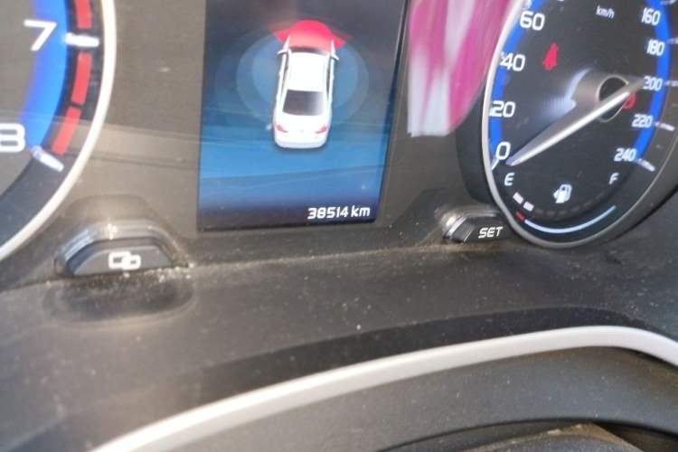 Used Geely Auto Emgrand 2018 1.5L Manual Luxury Model Odometer Close Up