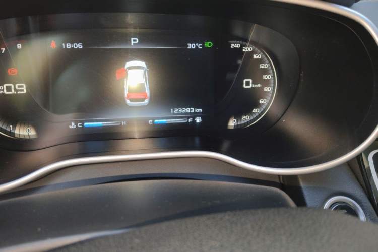Used Geely Auto Emgrand 2018 1.5L CVT Upward Connect Edition Odometer Close Up