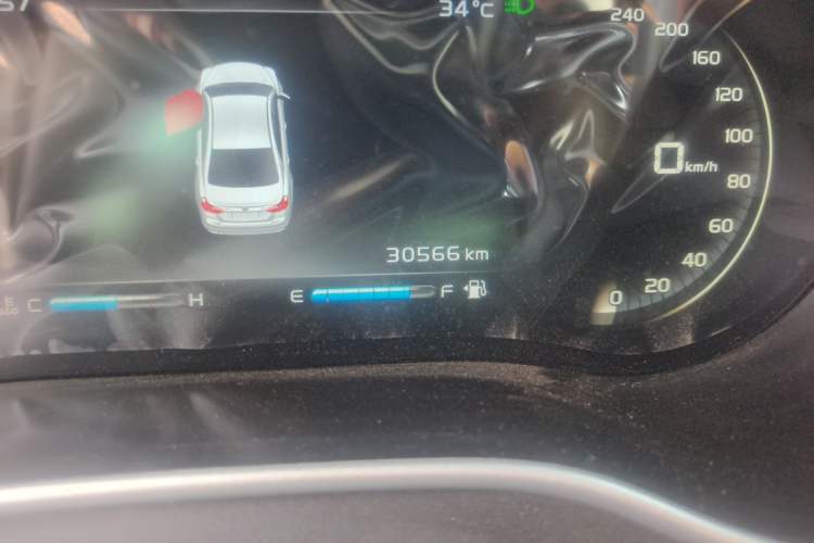 Used Geely Auto Emgrand 2018 1.5L Manual Upward Connect Edition Odometer Close Up