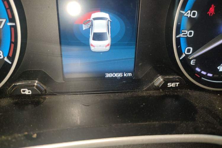 Used Geely Auto Emgrand 2018 1.5L Manual Luxury Model Odometer Close Up