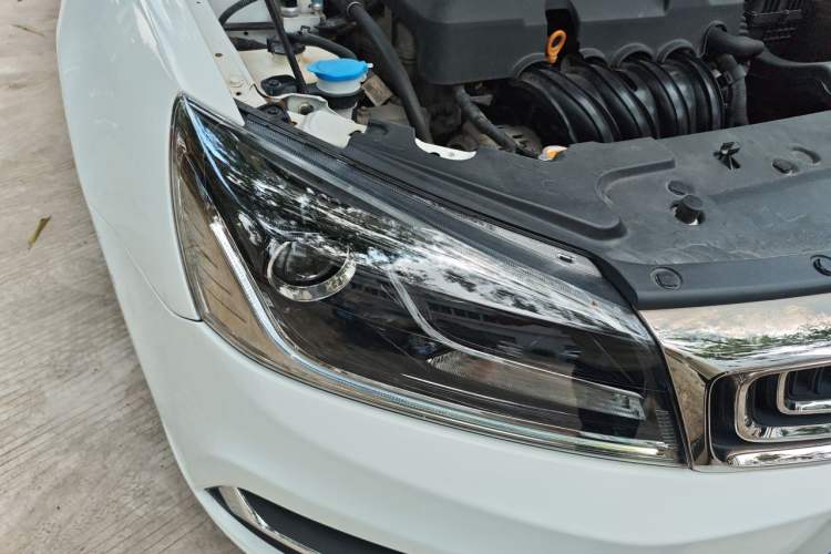 Used Geely Auto Emgrand 2018 1.5L Manual Luxury Model Right Front Headlight