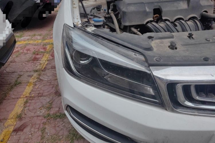 Used Geely Auto Emgrand 2018 1.5L Manual Luxury Model Right Front Headlight