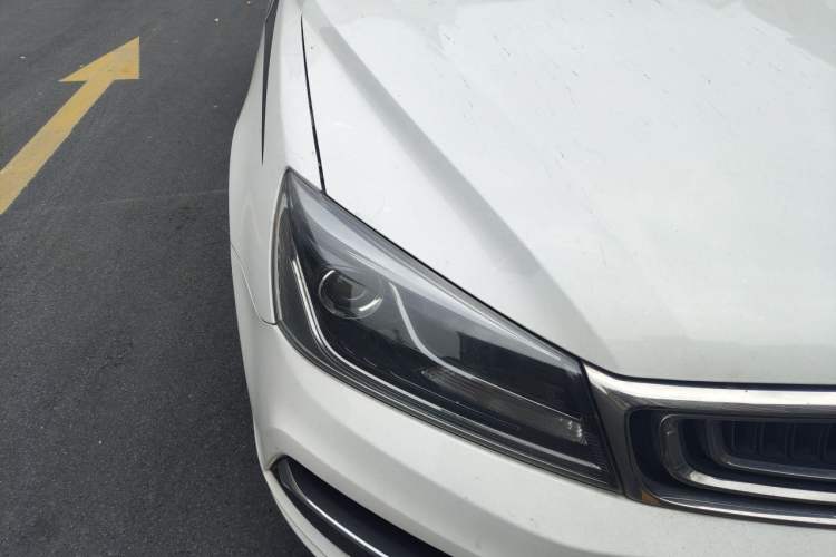 Used Geely Auto Emgrand 2018 1.5L CVT Upward Connect Edition Right Front Headlight