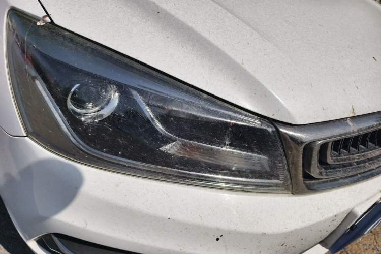 Used Geely Auto Emgrand 2018 1.5L CVT Upward Connect Edition Right Front Headlight