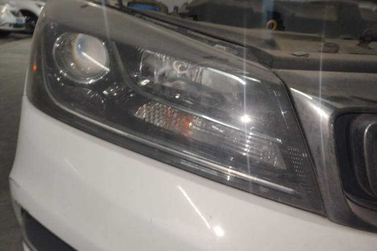 Used Geely Auto Emgrand 2018 1.5L CVT Upward Connect Edition Right Front Headlight