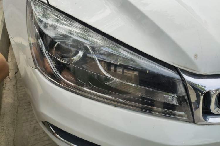Used Geely Auto Emgrand 2018 1.5L CVT Upward Connect Edition Right Front Headlight