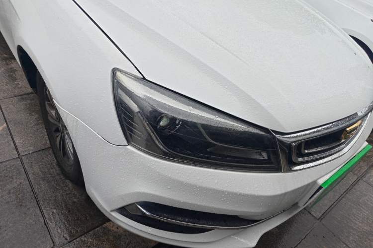 Used Geely Auto Emgrand 2018 1.5L CVT Luxury Model Right Front Headlight
