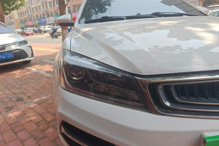 Used Geely Auto Emgrand 2018 1.5L Manual Luxury Model Right Front Headlight