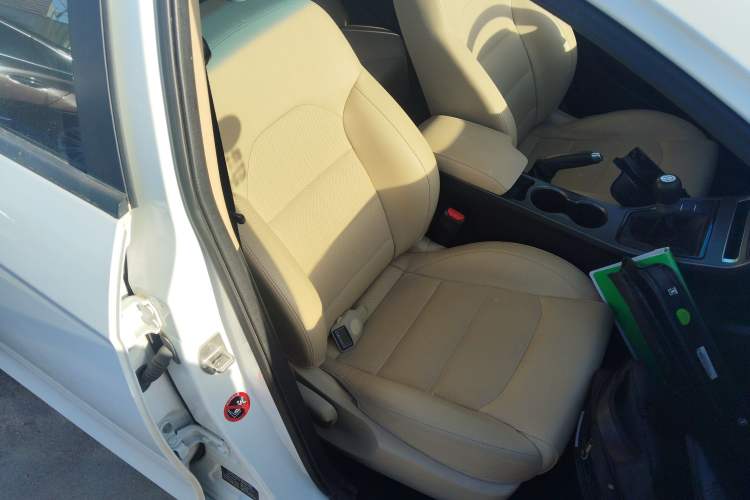 Used Geely Auto Emgrand 2018 1.5L Manual Luxury Model Right Front Seat