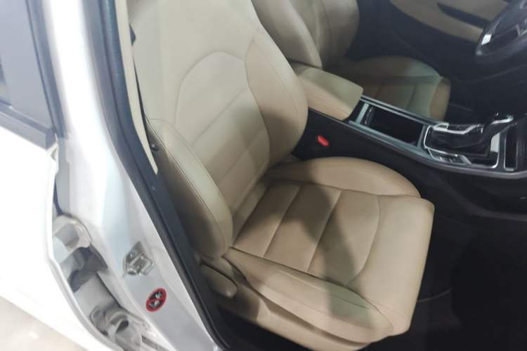 Used Geely Auto Emgrand 2018 1.5L CVT Luxury Model Right Front Seat