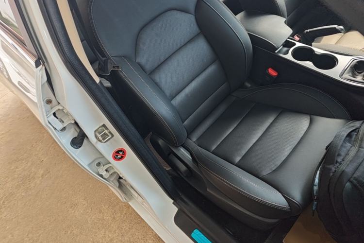 Used Geely Auto Emgrand 2018 1.5L Manual Upward Connect Edition Right Front Seat