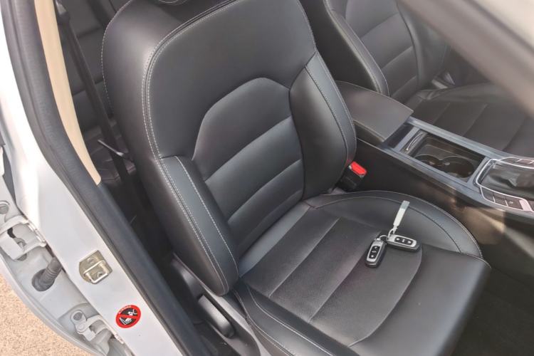 Used Geely Auto Emgrand 2018 1.5L CVT Upward Connect Edition Right Front Seat