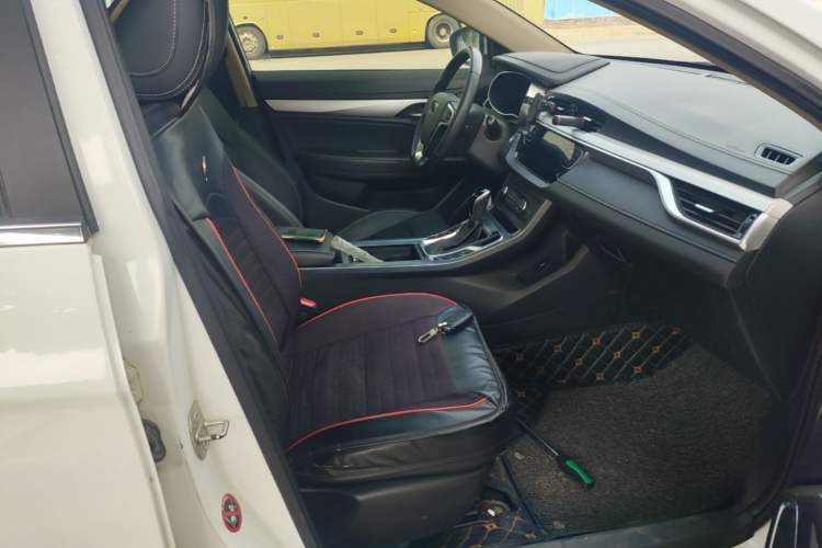Used Geely Auto Emgrand 2018 1.5L CVT Upward Connect Edition Right Front Seat