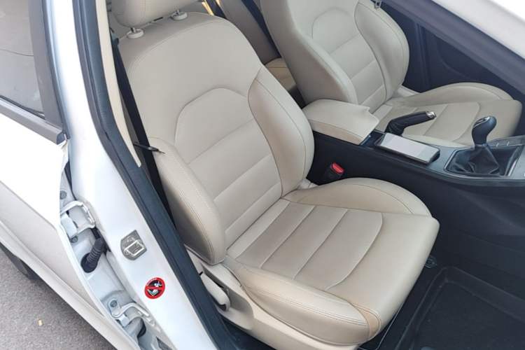 Used Geely Auto Emgrand 2018 1.5L Manual Luxury Model Right Front Seat