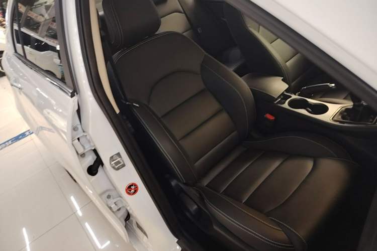 Used Geely Auto Emgrand 2018 1.5L Manual Upward Connect Edition Right Front Seat