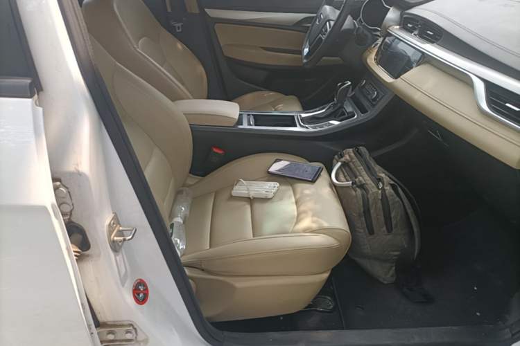 Used Geely Auto Emgrand 2018 1.5L CVT Luxury Model Right Front Seat