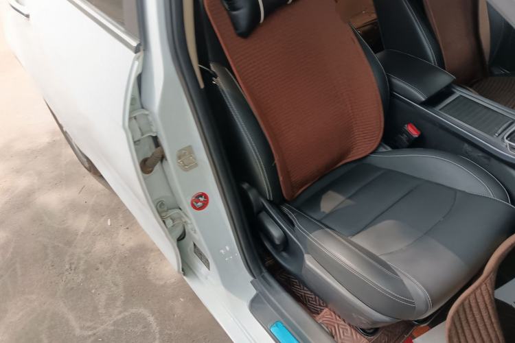 Used Geely Auto Emgrand 2018 1.5L CVT Upward Connect Edition Right Front Seat