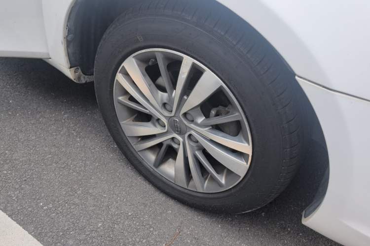 Used Geely Auto Emgrand 2018 1.5L CVT Upward Connect Edition Right Front Wheel Hub