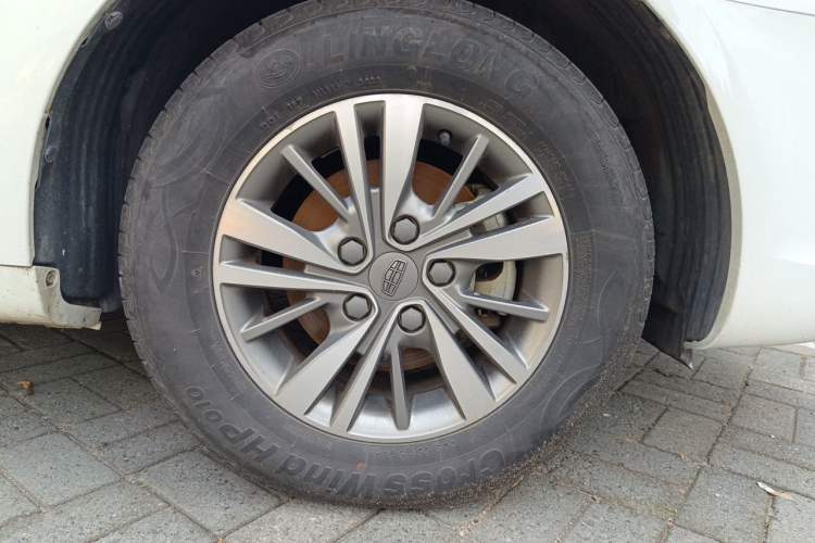 Used Geely Auto Emgrand 2018 1.5L Manual Luxury Model Right Front Wheel Hub
