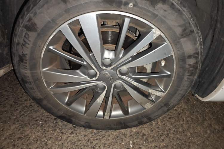 Used Geely Auto Emgrand 2018 1.5L CVT Luxury Model Right Front Wheel Hub